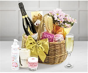 Valentine's Day Luxury Floral Pampering Set Gift Basket With Prosecco